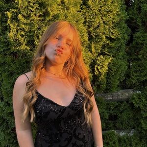 Meet your Posher, Victoria